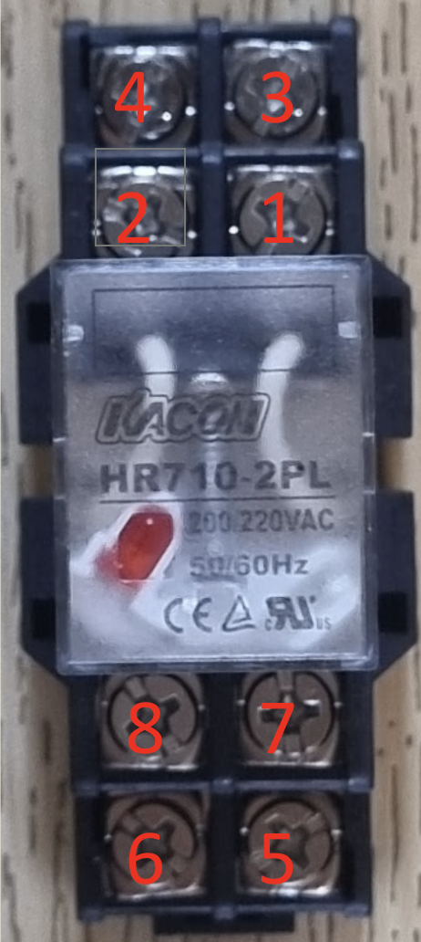 HR710-2PL 릴레이 실물 (핀 번호 표시)